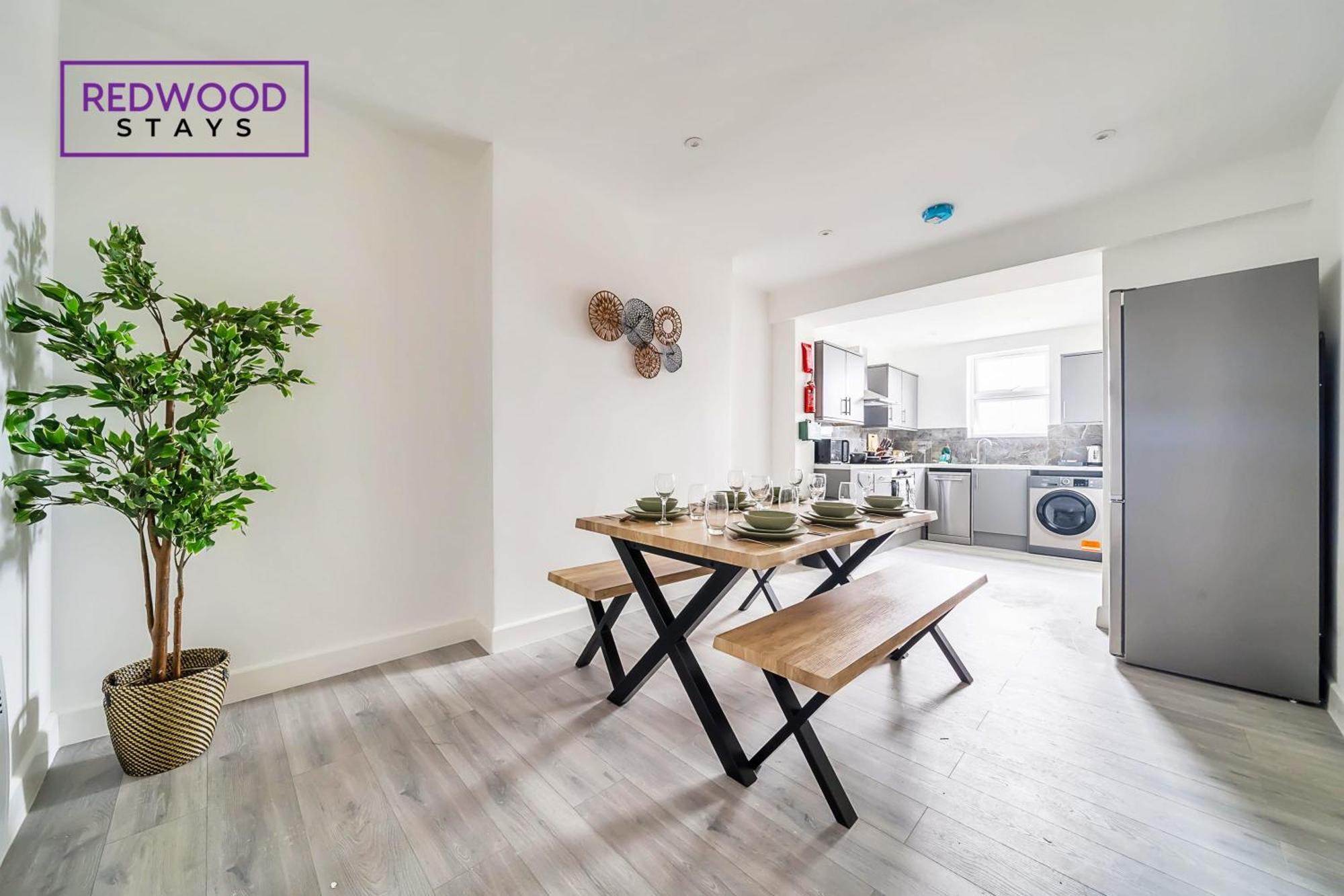 Brand New, 2 Bed 1 Bath, Modern Town Center Apartment, Free Wifi & Netflix By Redwood Stays Aldershot Exteriör bild