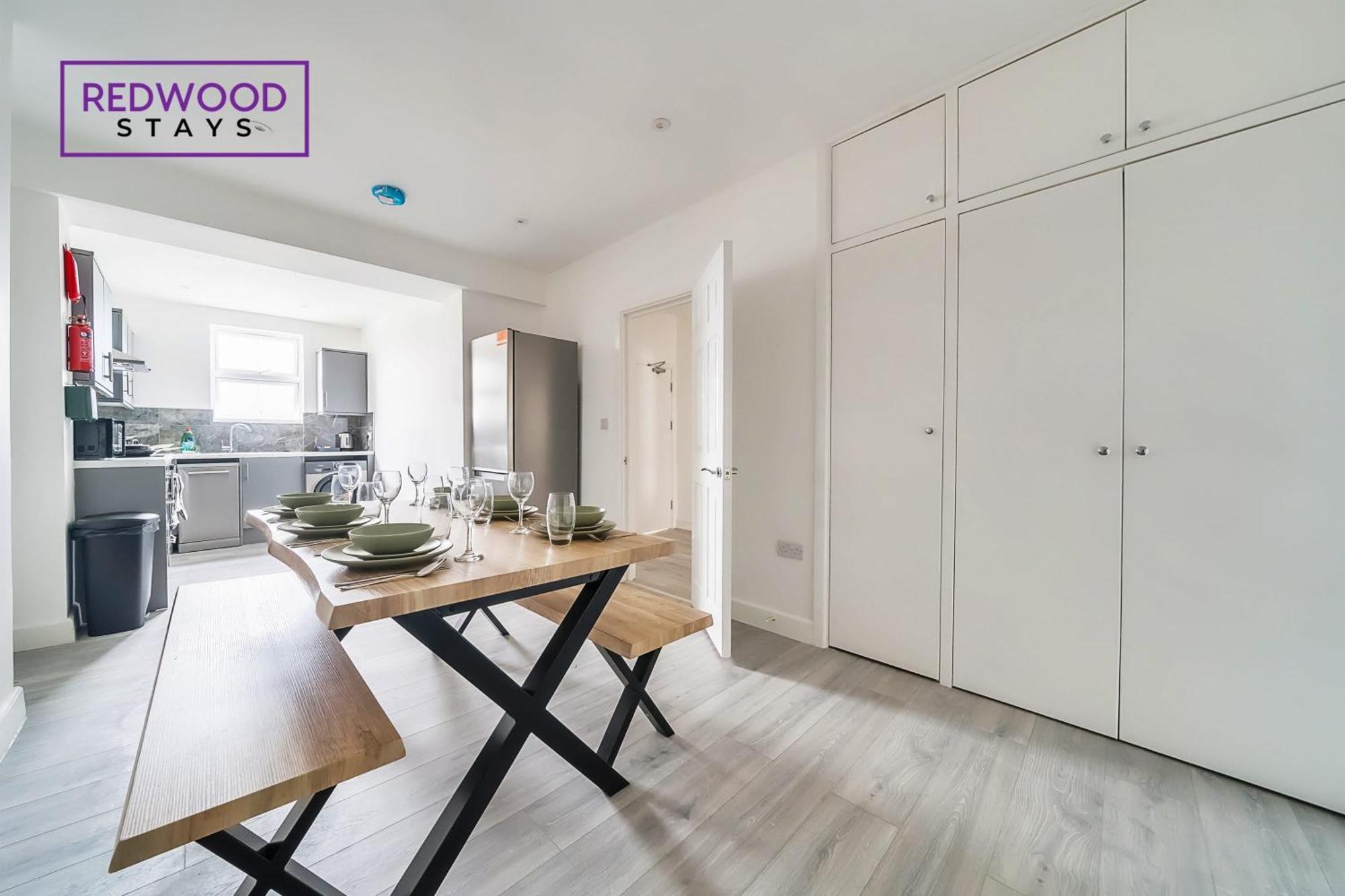Brand New, 2 Bed 1 Bath, Modern Town Center Apartment, Free Wifi & Netflix By Redwood Stays Aldershot Exteriör bild