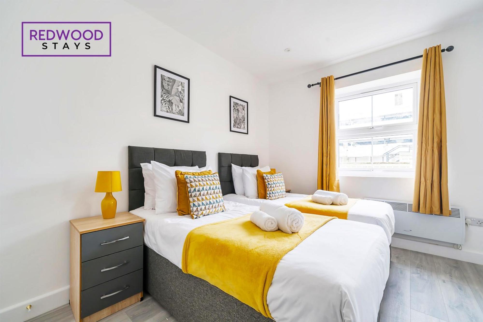 Brand New, 2 Bed 1 Bath, Modern Town Center Apartment, Free Wifi & Netflix By Redwood Stays Aldershot Exteriör bild