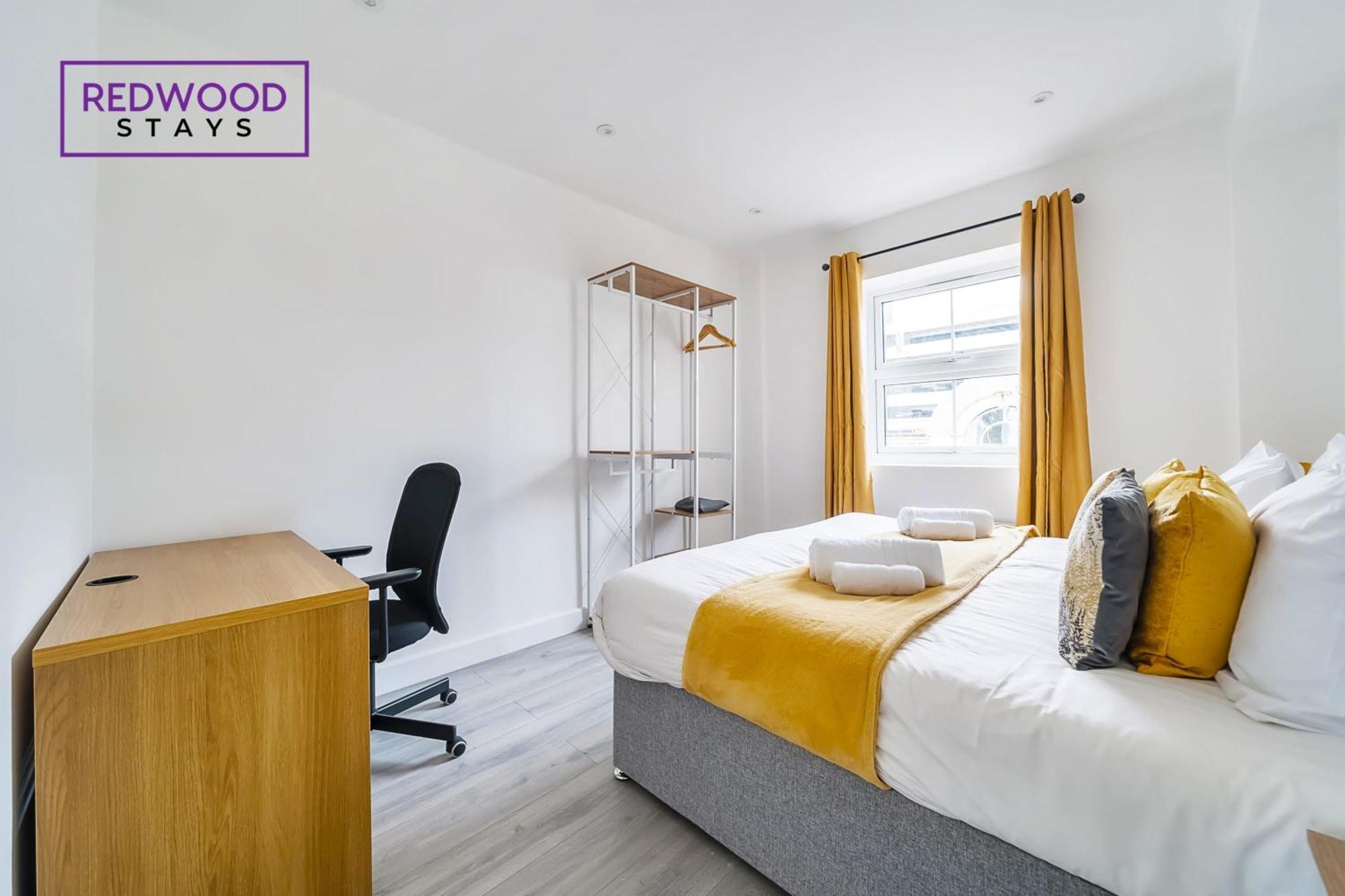 Brand New, 2 Bed 1 Bath, Modern Town Center Apartment, Free Wifi & Netflix By Redwood Stays Aldershot Exteriör bild